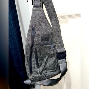 Vera Bradley cross body